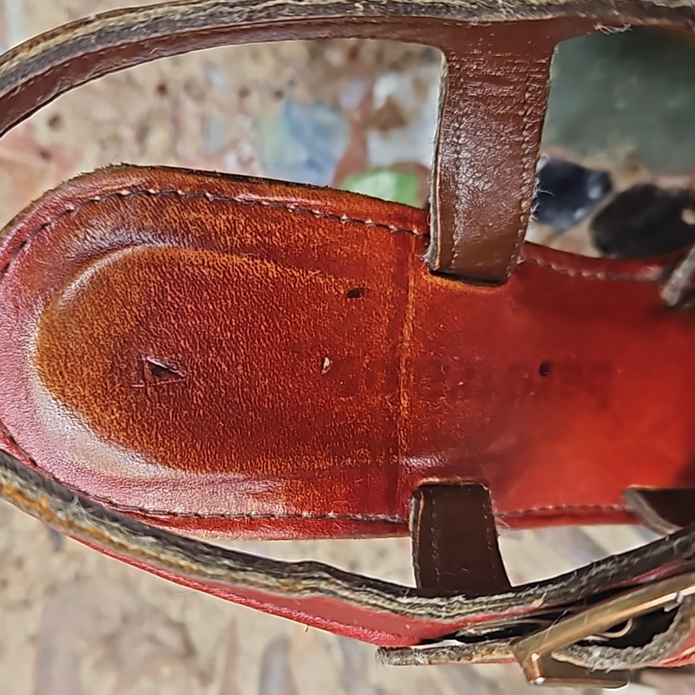 Vintage BareTraps leather platform sandal - Picture 9 of 9